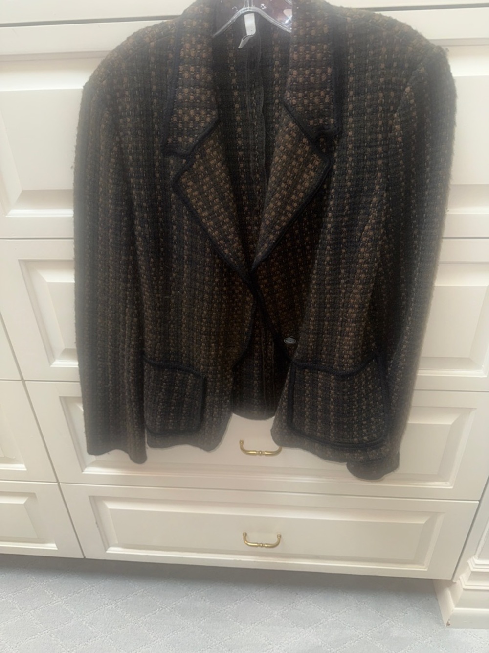 Stylish jacket for pant outfit